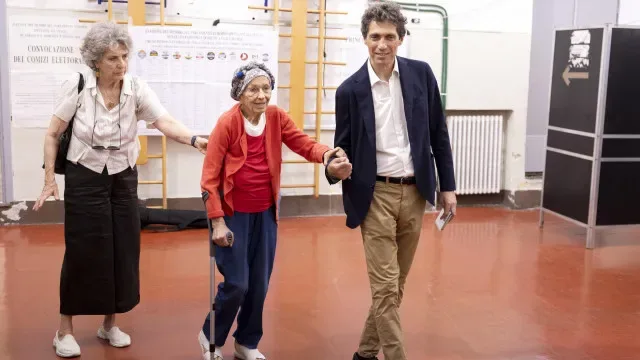 Morreu Emma Bonino, que liderou campanha para legalizar aborto em Itália