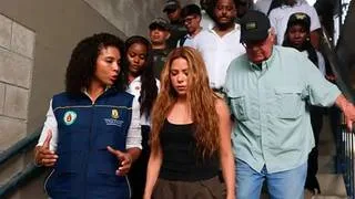 Shakira llega al Chocó tras el terremoto y hace una promesa en beneficio de los niños