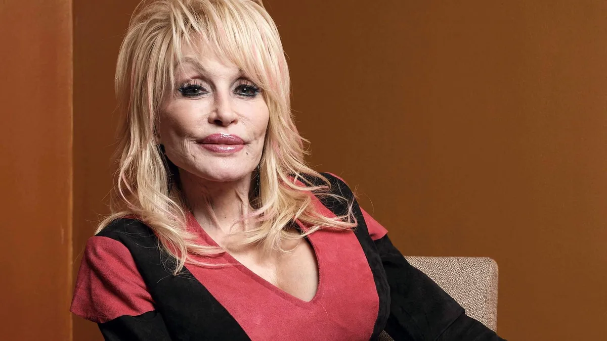 Dolly Parton transformó para siempre el turismo en un estado de EE. UU. y deja un imperio que atrae a millones de visitantes