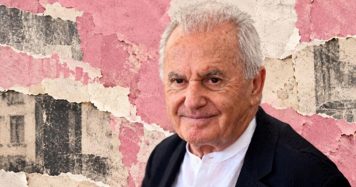 Víctor Manuel recuerda el saqueo falangista a su abuela: "Se llevaron todo"