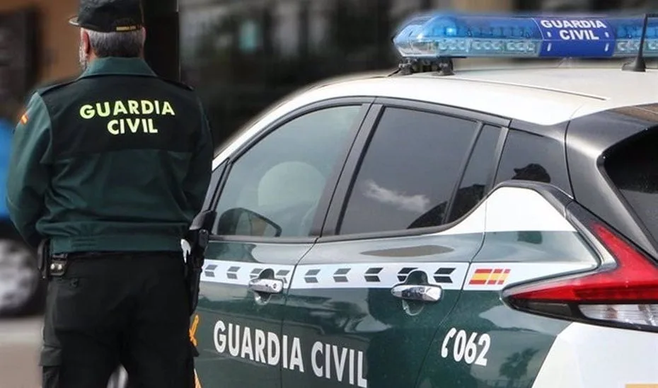 Hallado muerto un matrimonio irlandés de 50 y 45 años en el jacuzzi de un chalet de Cullera (Valencia)