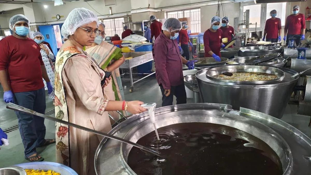 15 tonnes of adulterated, unhygienic food seized from Hyderabad’s sweets and savoury units; pest infestations found
