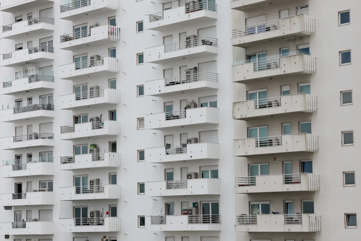 Governo entrega 28.000 casas públicas até ao fim de agosto