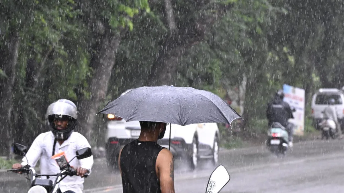 Rains lash parts of Hyderabad on Sunday, bring relief from heat