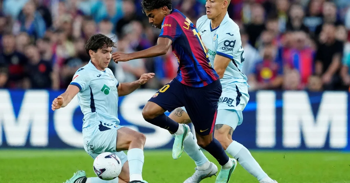 Video: el error de un defensor argentino que provocó el gol del Barcelona