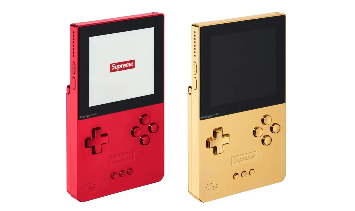 Une Analogue Pocket en or 24 carats pour jouer à la Game Boy : le luxe jusqu’à l’absurde ?