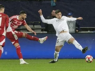 « Un joueur du Real Madrid le reste 24 h/24 » : la colère de Mourinho après les déboires judiciaires de Raul Asencio