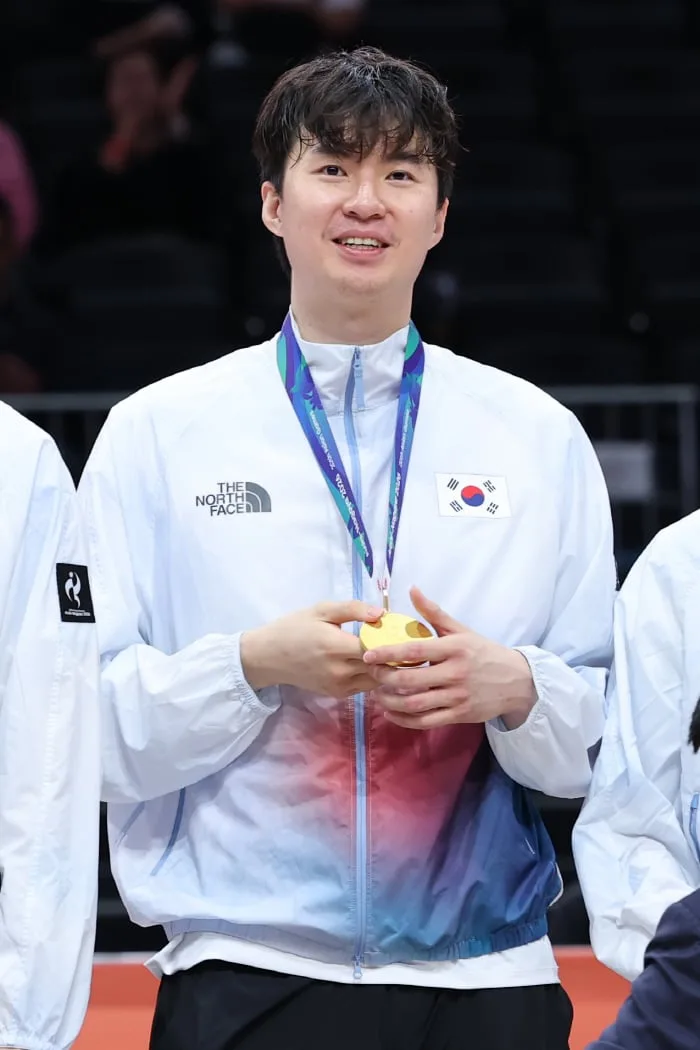 "속으로 '죽여버려야겠다' 생각 들어" 일본의 훈련방해가 '에이스' 이현중의 투지를 깨웠다...금메달 다음 스텝은 NBA "후회없이 선택했다"[나고야 LIVE]
