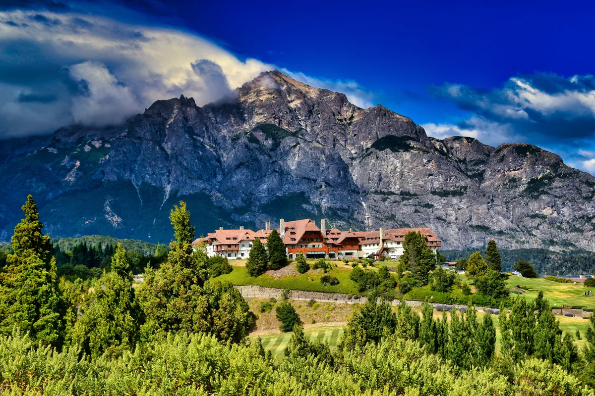 Se buscan voluntarios para vivir gratis en Bariloche a cambio de trabajar 25 horas por semana: ofrecen hospedaje con desayuno y dos días libres