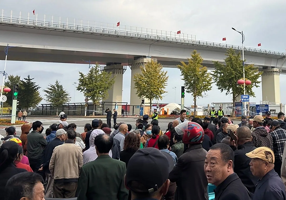 China y Corea del Norte inauguran su puente compartido con 12 años de retraso