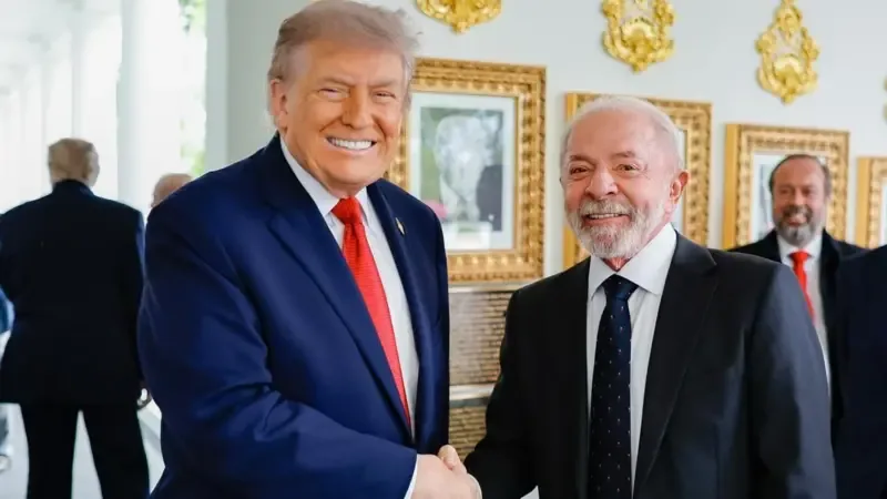 Lula conversa com Trump e afirma que alegações para tarifaço são ‘infundadas’
