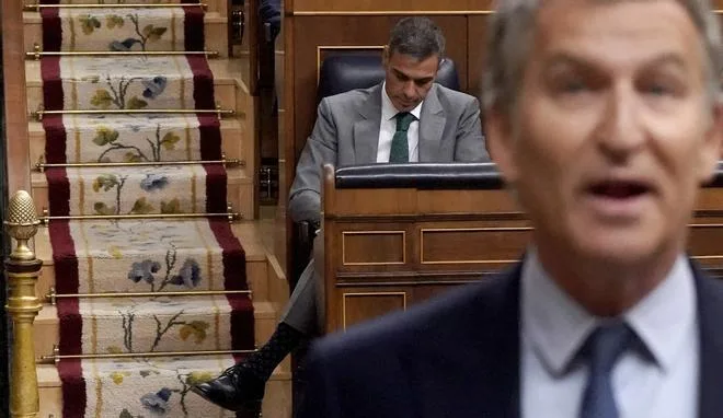 Las caras del 29-N: Feijóo y Sánchez se juegan su última bala y solo Frente Amplio cambia de líder