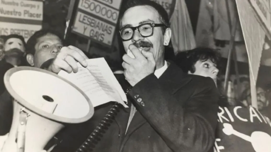 Lanzan una edición actualizada de la biografía personal y política de Carlos Jáuregui, a treinta años de su muerte