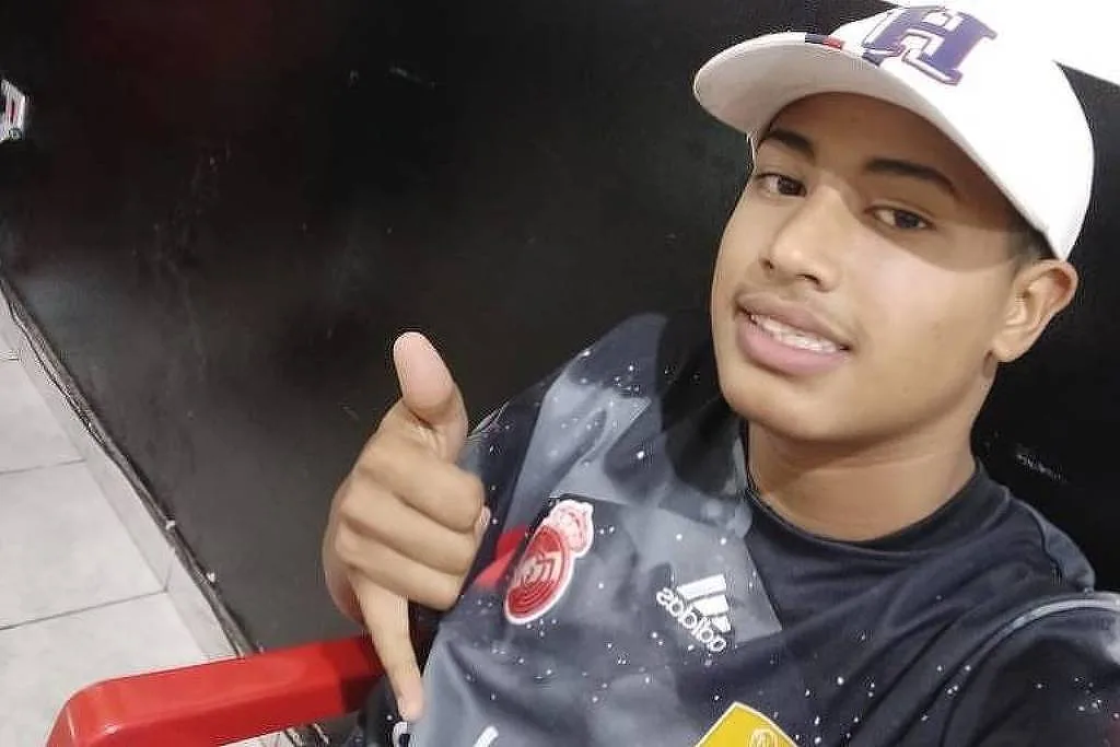 J�ri absolve ex-PMs de acusa��o por morte de adolescente na zona sul de S�o Paulo