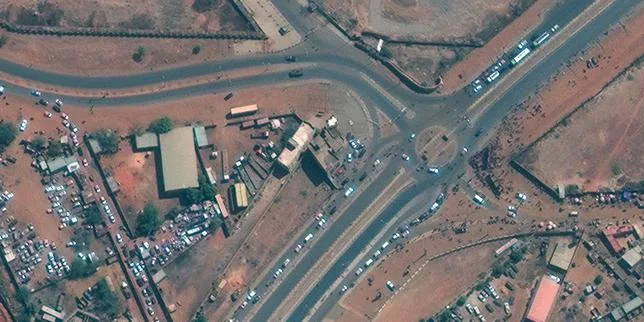 Au Niger, des tirs et des détonations entendus aux abords de l’aéroport de Niamey