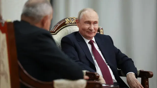 Putin diz à Arménia para escolher entre UE e a União Eurasiática