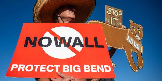 Au Texas, Donald Trump suspend un projet de sécurisation de la frontière avec le Mexique dans le parc national Big Bend