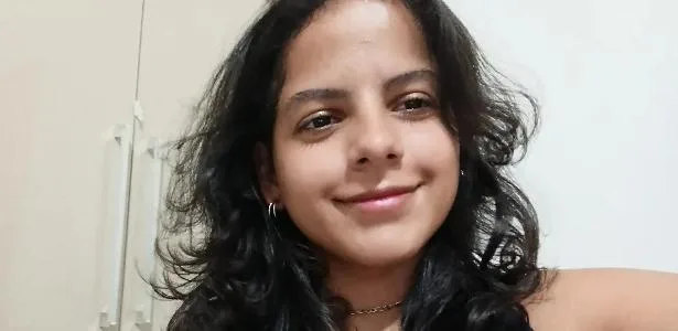 Professora de 26 anos morre após 2 altas com diagnóstico de ansiedade no RJ