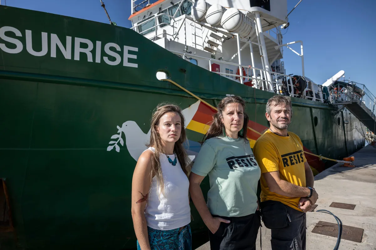 Greenpeace estalla por los cinco años de cárcel que pide el fiscal en Valencia para 11 activistas: “Protestar no es un delito”