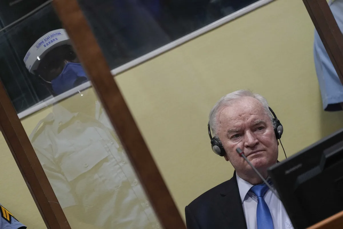 Mort de Ratko Mladic, l’ancien chef militaire des Serbes de Bosnie condamné pour génocide