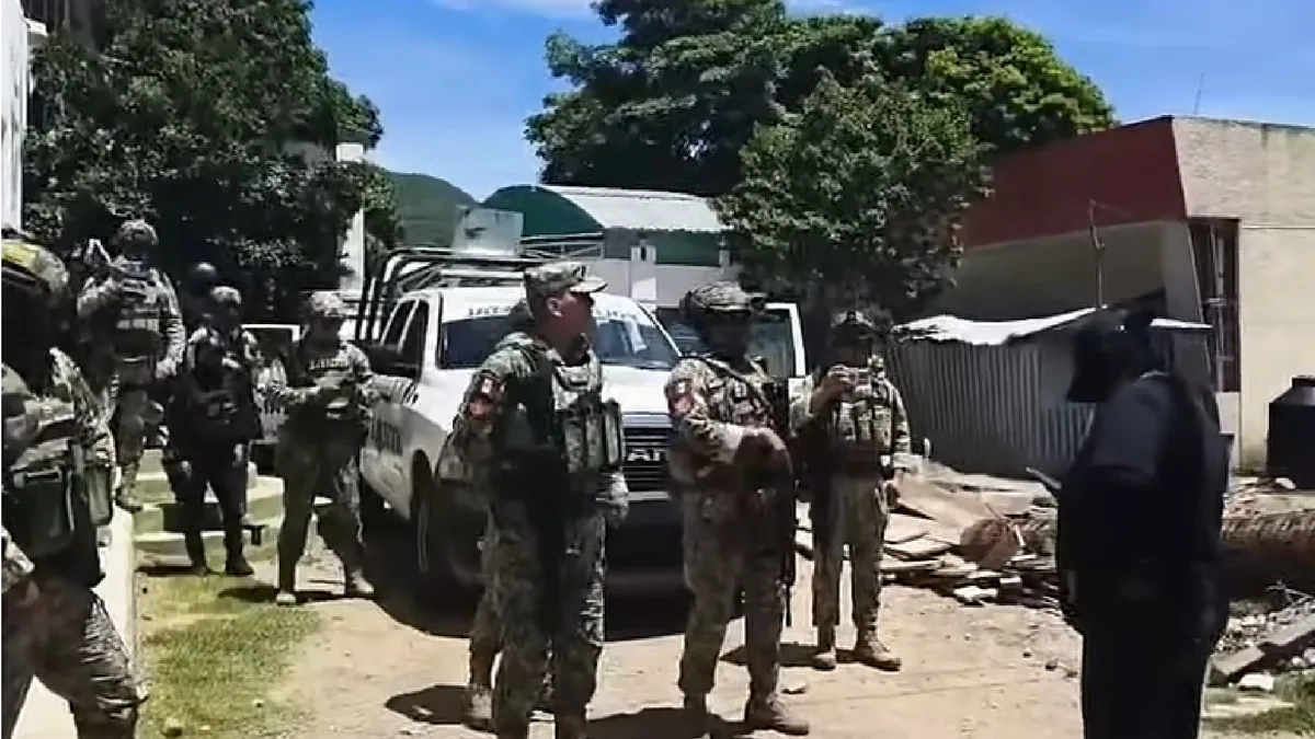 Narcobloqueos se registran en Mochitlán y Quechultenango tras operativo de seguridad en Guerrero