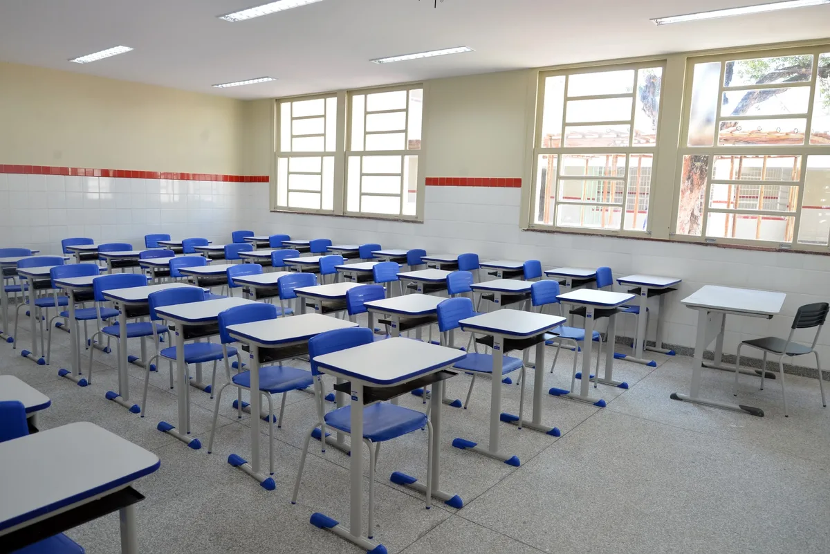 Professores da rede estadual iniciam paralisação de 48 horas em Sergipe
