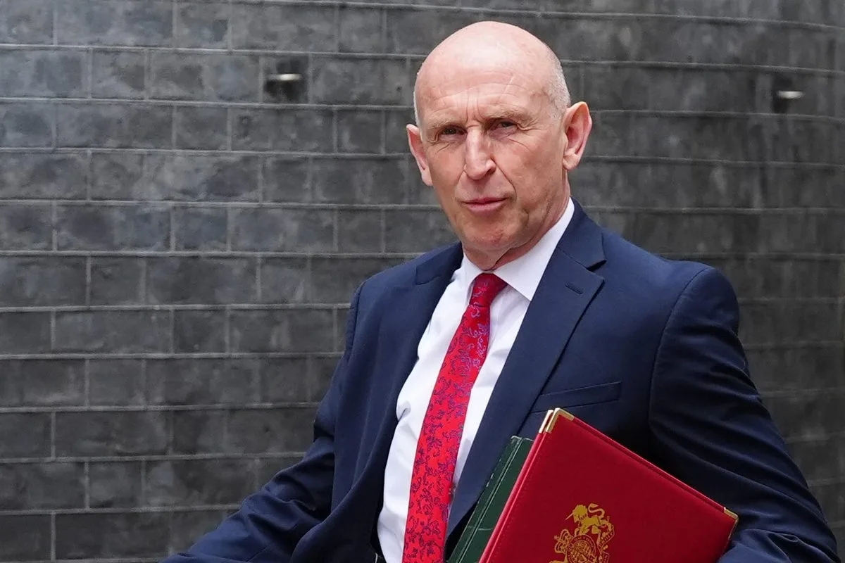 UK debt nears £3 trillion as government borrowing unexpectedly climbs