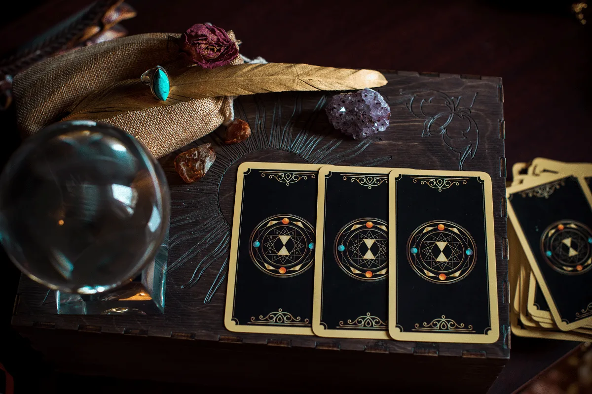 Tarot semanal: previsão para os signos de 24 a 30 de agosto de 2026