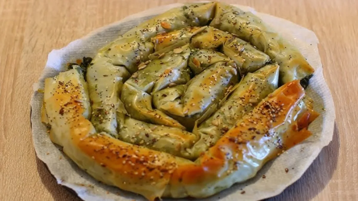 Qué es y cómo se prepara el borek de zucchini, la variante crocante y saludable del tradicional pastel turco