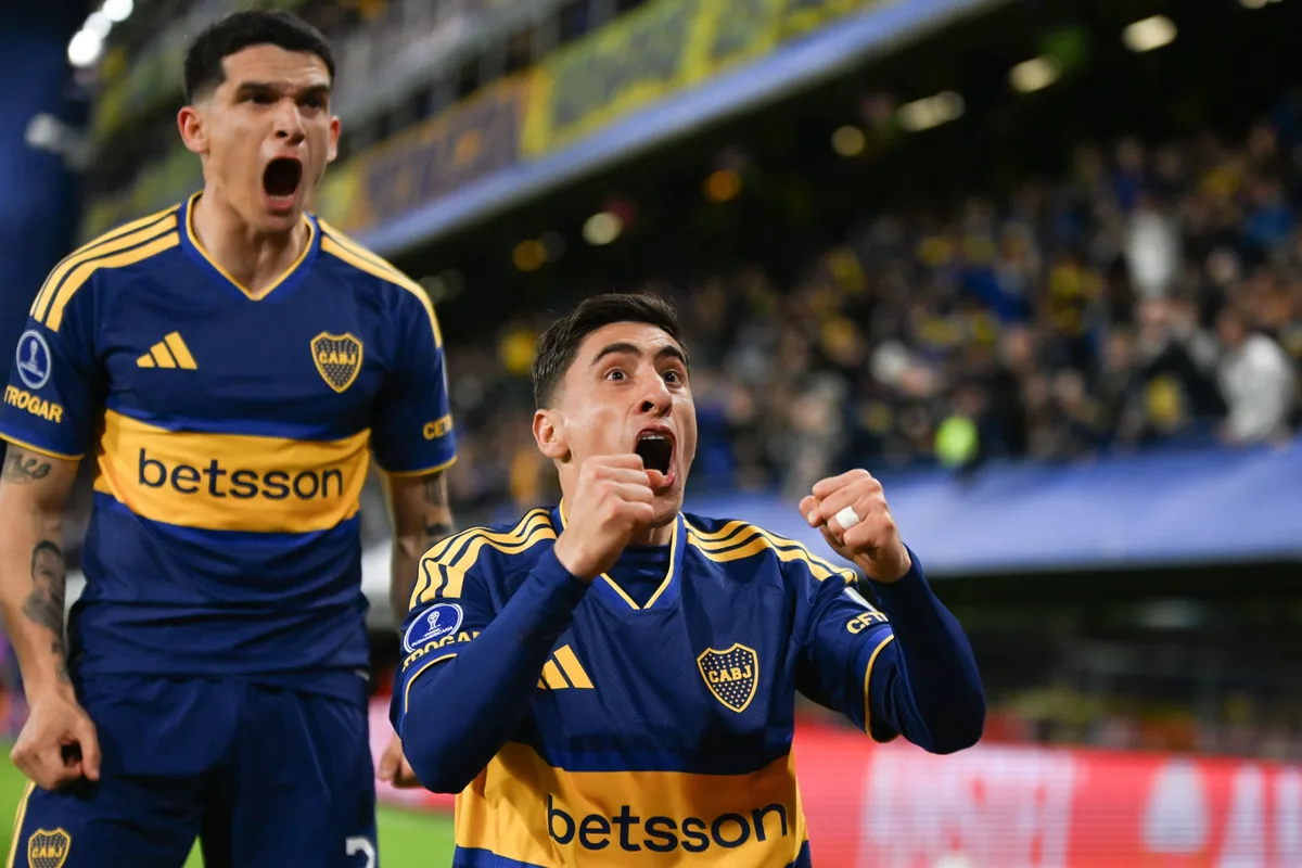 A qué hora juega Boca hoy