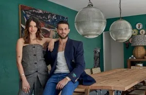 Do “muquifo” da novela à mansão de 500 m²: veja onde vive Chay Suede
