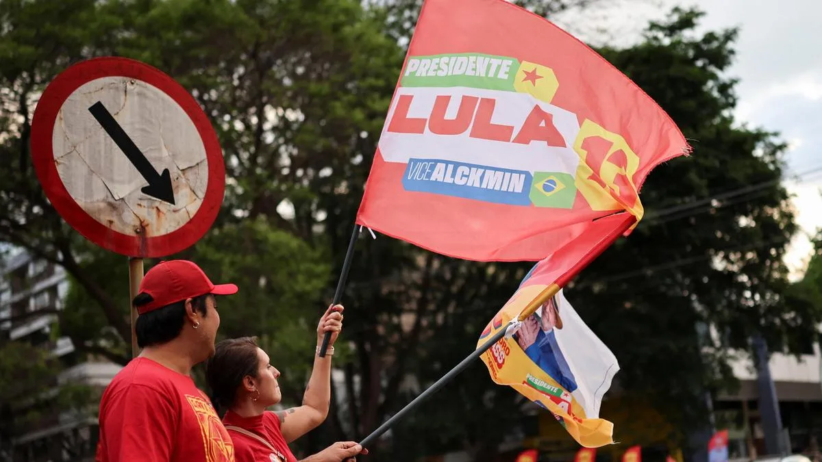 Lula ahead in polls for Brazil’s first-round vote; runoff likely