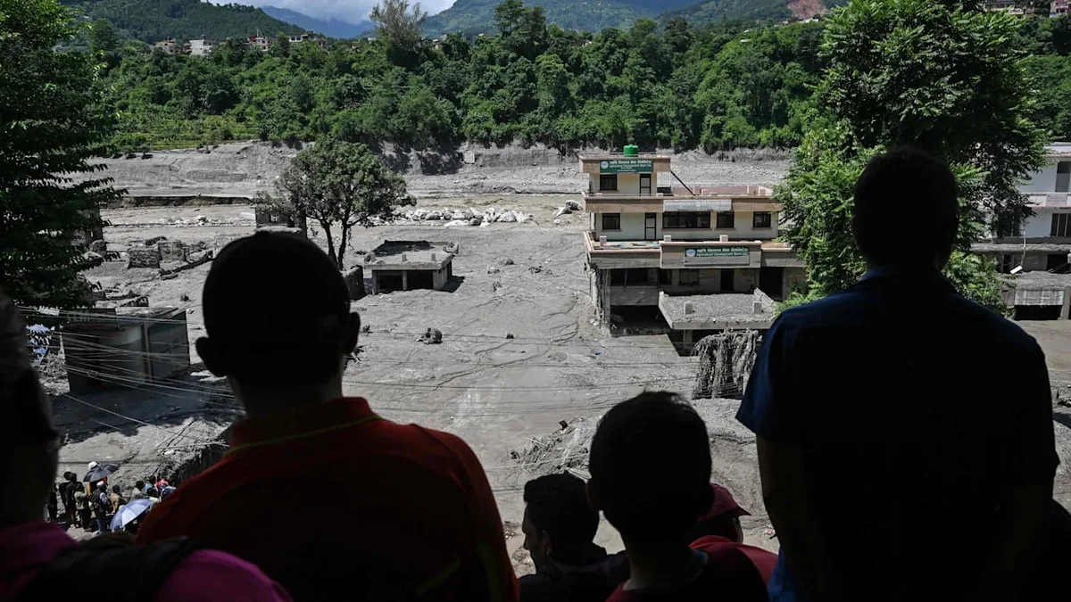 Katastrophe ohne Vorwarnung - Schlamm-Lawine raste wie ein Tsunami durch das Tal