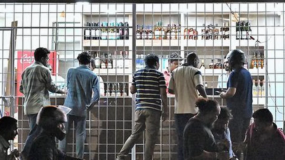 No more extension for liquor shop renewals in Andhra; fresh applications invited from September 24