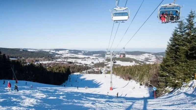 L'unique station de ski de la Loire va rouvrir "exceptionnellement" pour deux semaines, un an après sa fermeture
