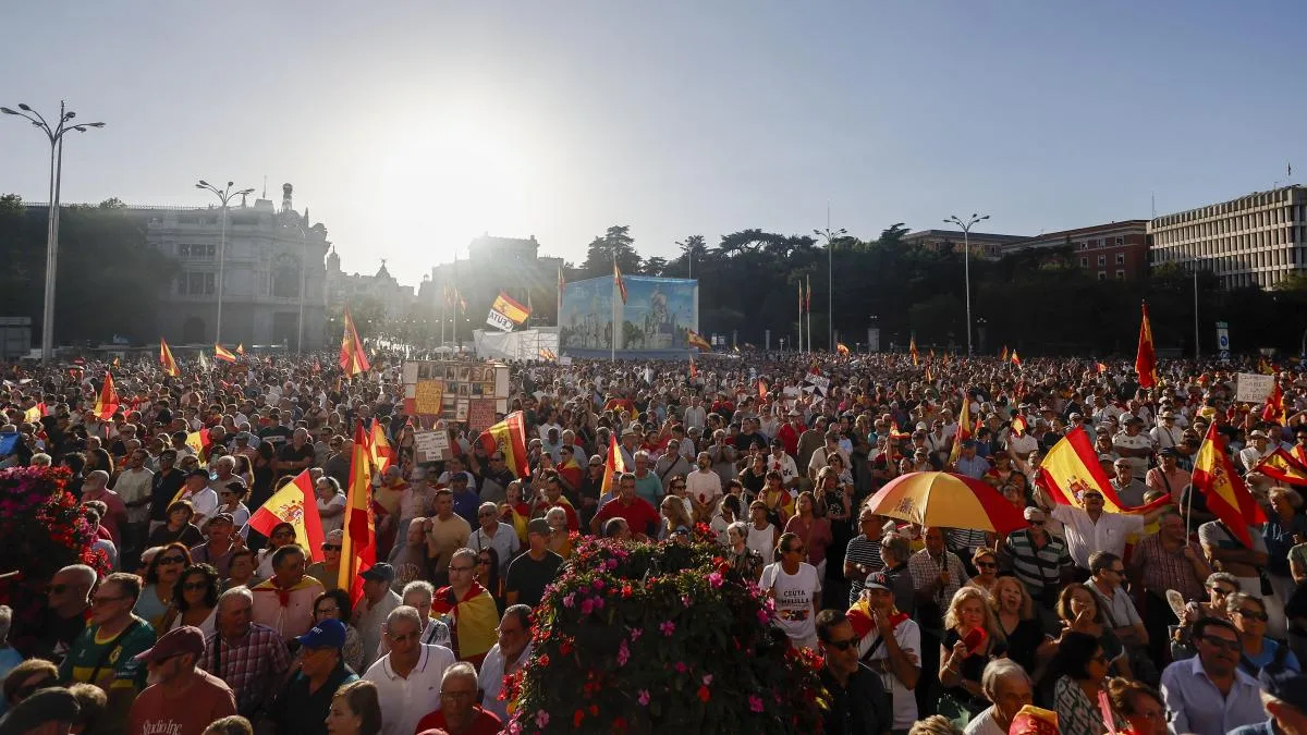 El clamor contra el Gobierno por Ceuta moviliza a miles de personas en España