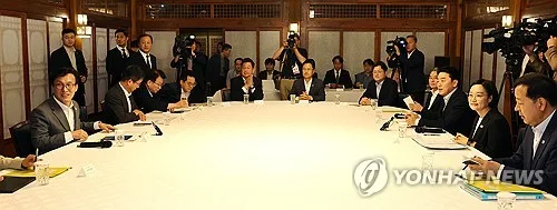 국힘, '500세대 이하 구청장 인허가'에 "서울시장 권한 무력화"