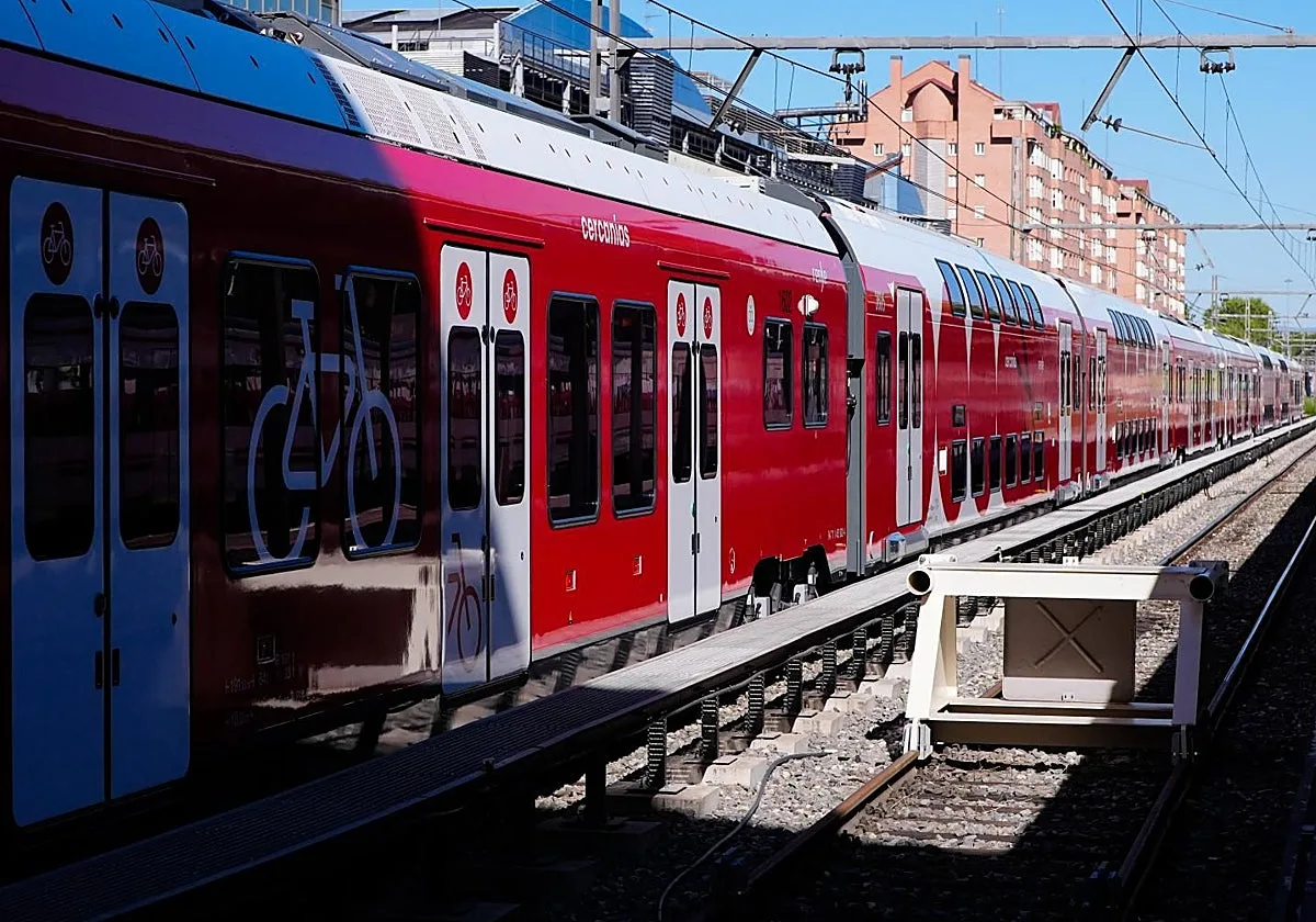 Puente presenta los nuevos trenes de Cercanías de Madrid tras 1.500 incidencias registradas este año