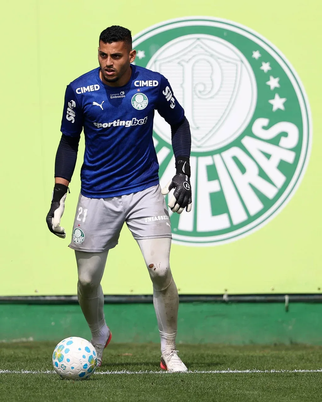 Palmeiras encaminha venda do goleiro Kaique ao Sporting, de Portugal