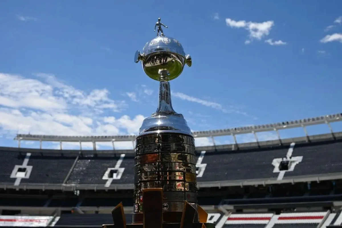 Palmeiras, Flamengo e Cruzeiro decidem vaga nas quartas da Libertadores nesta quarta-feira