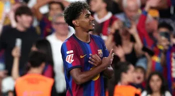FC Barcelona bate Rayo e mantém liderança