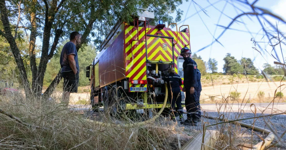 Lozère. Près de 250 hectares brûlés après le départ d'un incendie, un pompier blessé, deux hameaux évacués