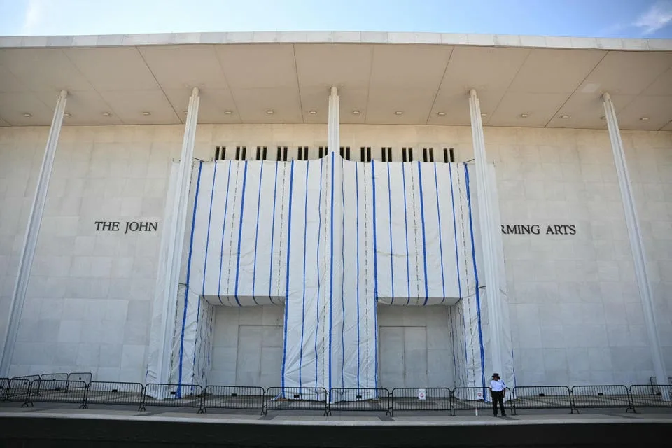 Kennedy Center Ordered To Provide 30 Days Notice Before Potential Demolition