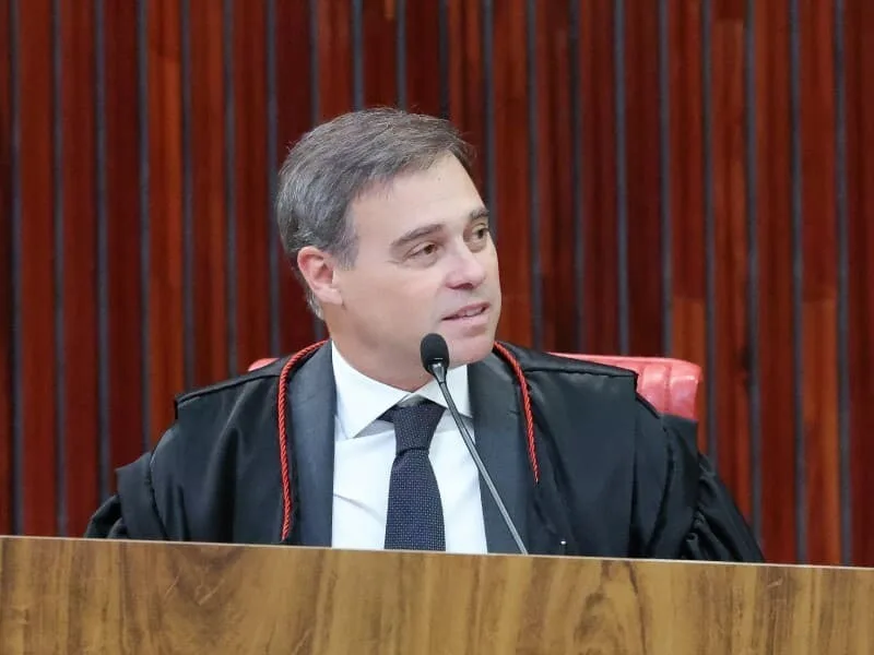 Mendonça pede explicações ao X por suposto favorecimento de candidatos