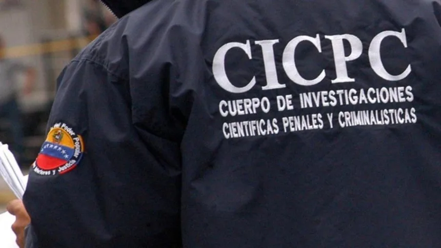 Una madre desalmada: Encadenaba y maltrabata a su hijo para evitar que escapara de su casa