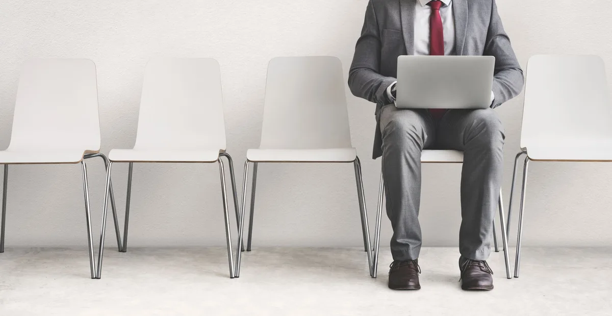 Marché du travail tendu : les agences d’intérim deviennent le canal de recrutement le plus rapide pour les profils techniques
