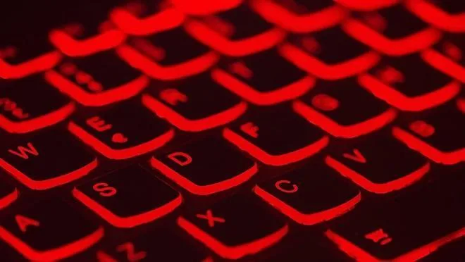 "Es vergonzoso": el adelanto electoral debilita (aún más) la ciberseguridad de España