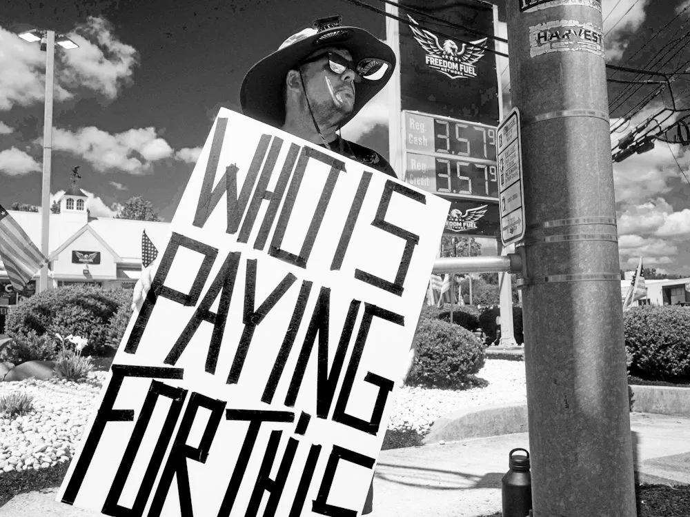 Politics: Gas Prices Could Cost Republicans the Midterms