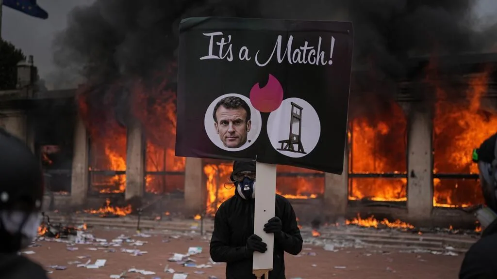 DIRECT - Mobilisation en France: la coordination des «gilets jaunes» appelle à un «acte II» le 24 octobre