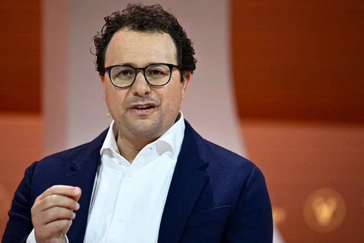 Anthropic CEO urges AI companies to slow development as safety concerns mount